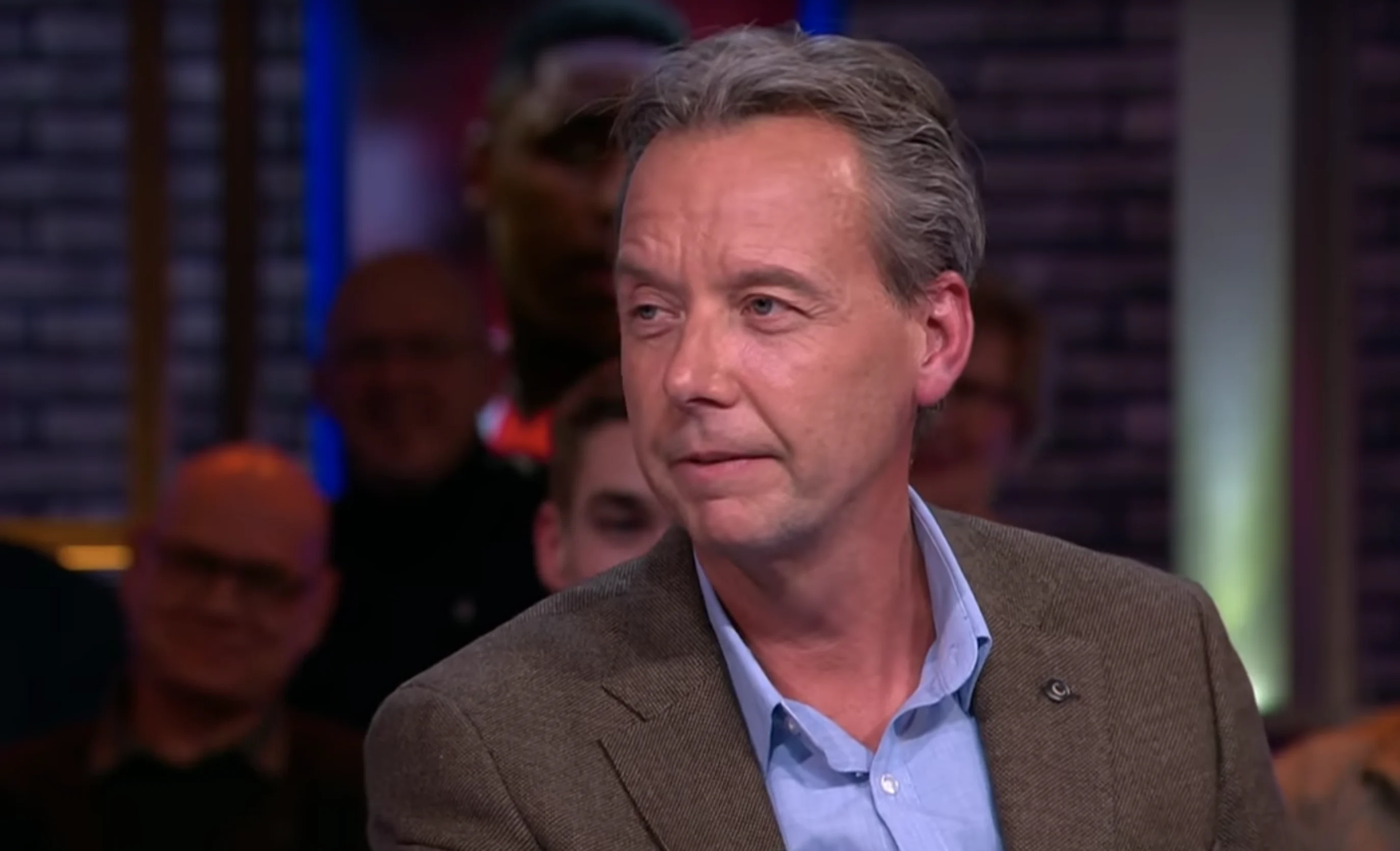 Valentijnsdag: 'Ik geef mijn vrouw nooit een cadeautje'