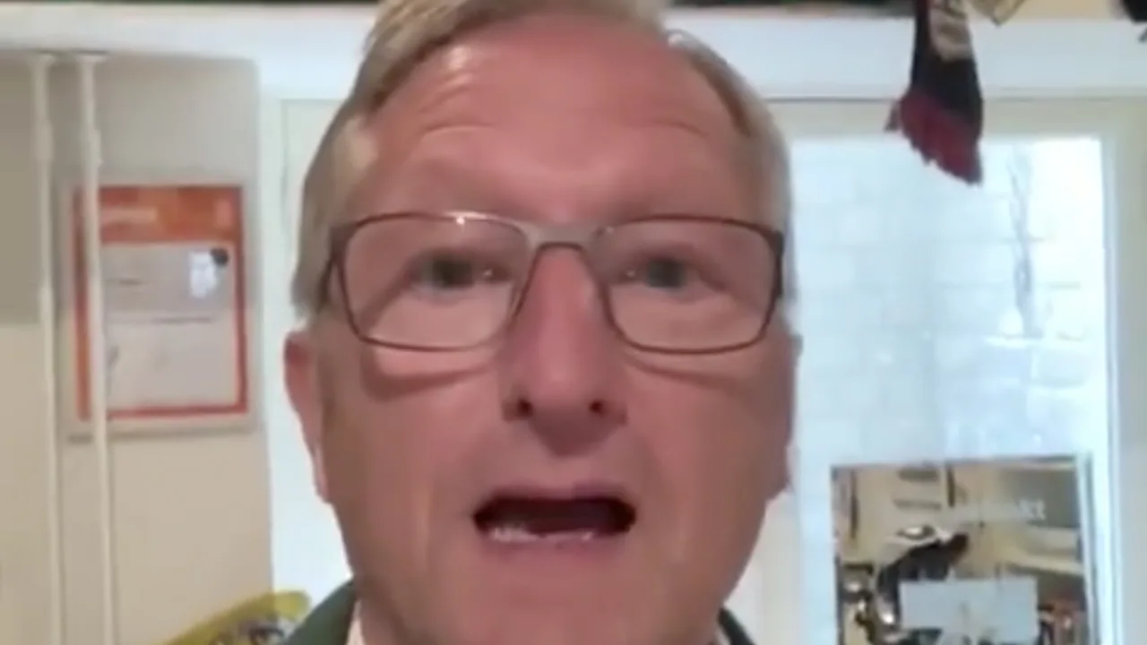 Eric Meijers spreekt boodschap in: 'Hee vrienden van Veronica Inside..'