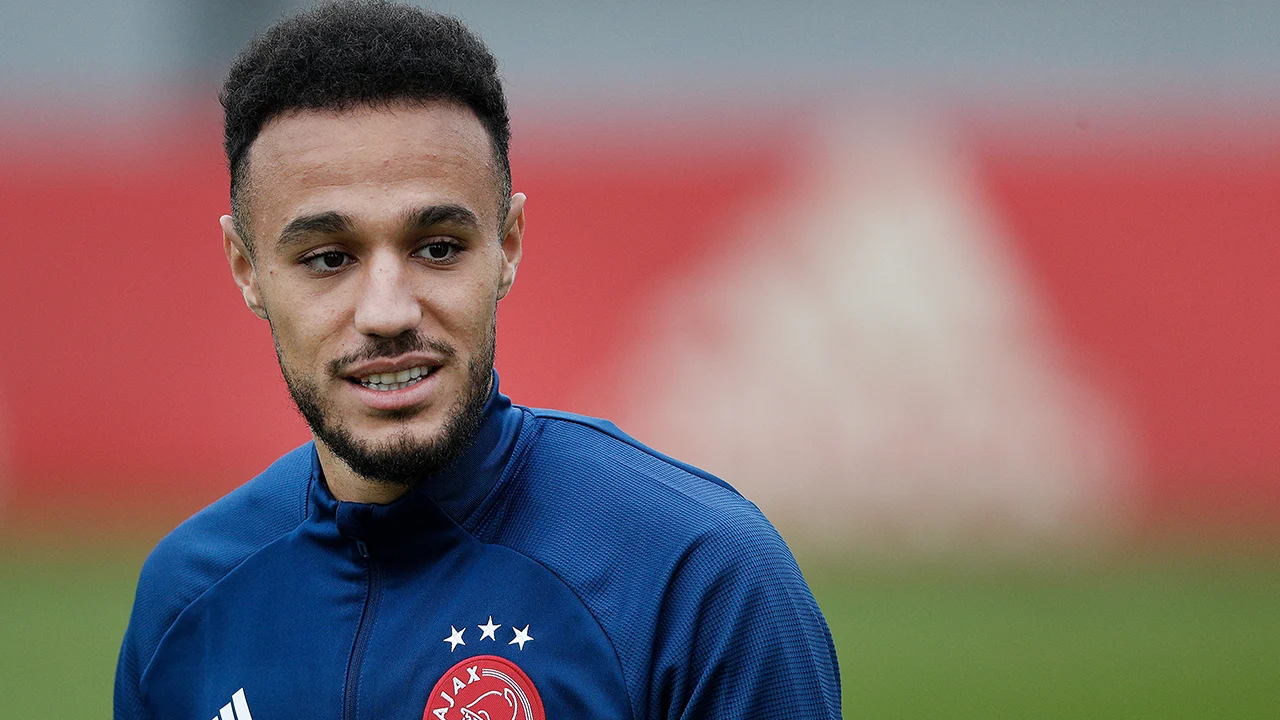 'Mazraoui om opmerkelijke reden niet opgeroepen voor Marokko'