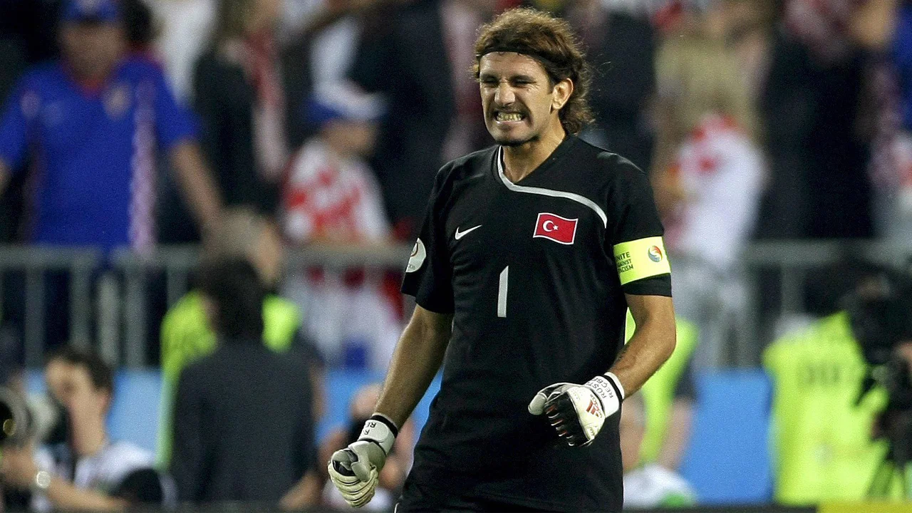 Turkse recordinternational Rüştü Reçber ook besmet