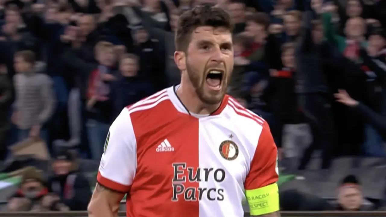VIDEOGOAL: Feyenoord - Slavia Praag 2-2 (Senesi)