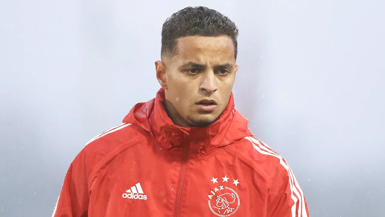 Ihattaren voor het eerst in de basis bij Jong Ajax