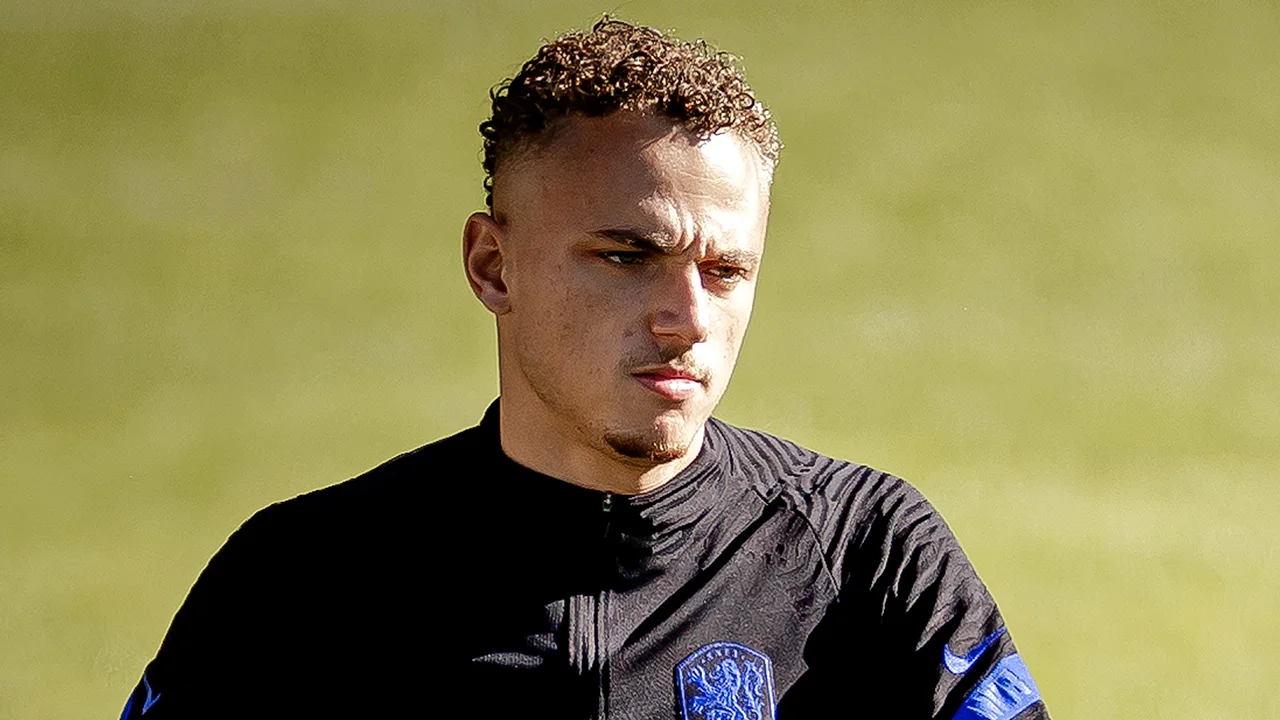 Noa Lang sneert naar Ajax: 'Werd op de vingers getikt als ik dat deed'