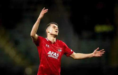AZ met Idrissi naar TOP Oss