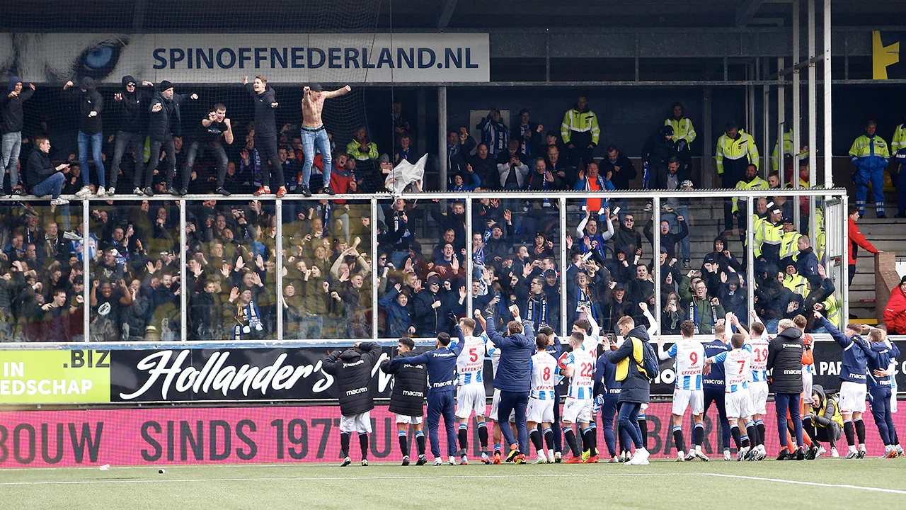 KNVB oneens met sluiten van uitvak bij Cambuur: 'Uitfans horen bij het voetbal'