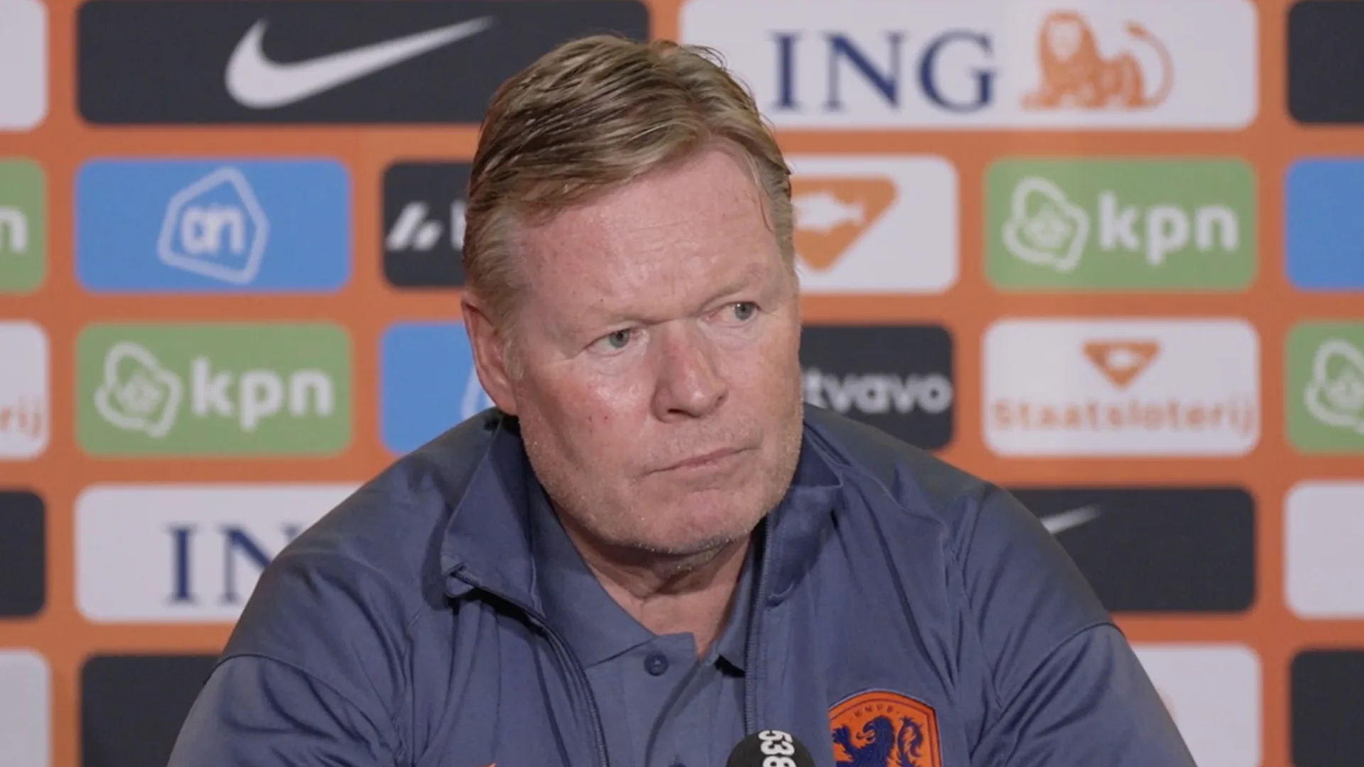 Koeman reageert op mogelijk verbod op koppen: ‘Ik ben nog een beetje ouderwets…’