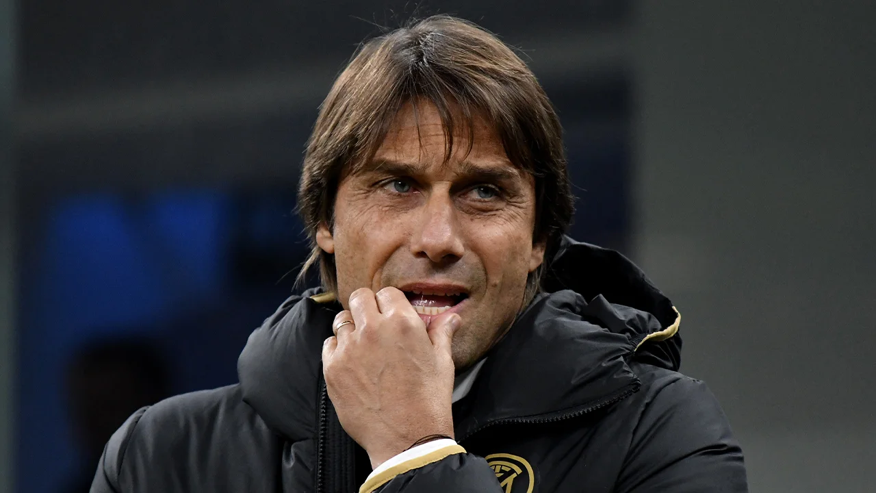 Inter-coach Conte geeft spelers seksadvies 