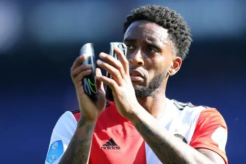 Feyenoord speelt in oefenwedstrijd gelijk tegen Racing Genk