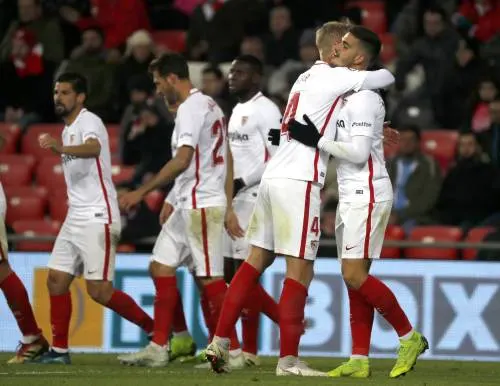 Promes boekt bekerzege met Sevilla