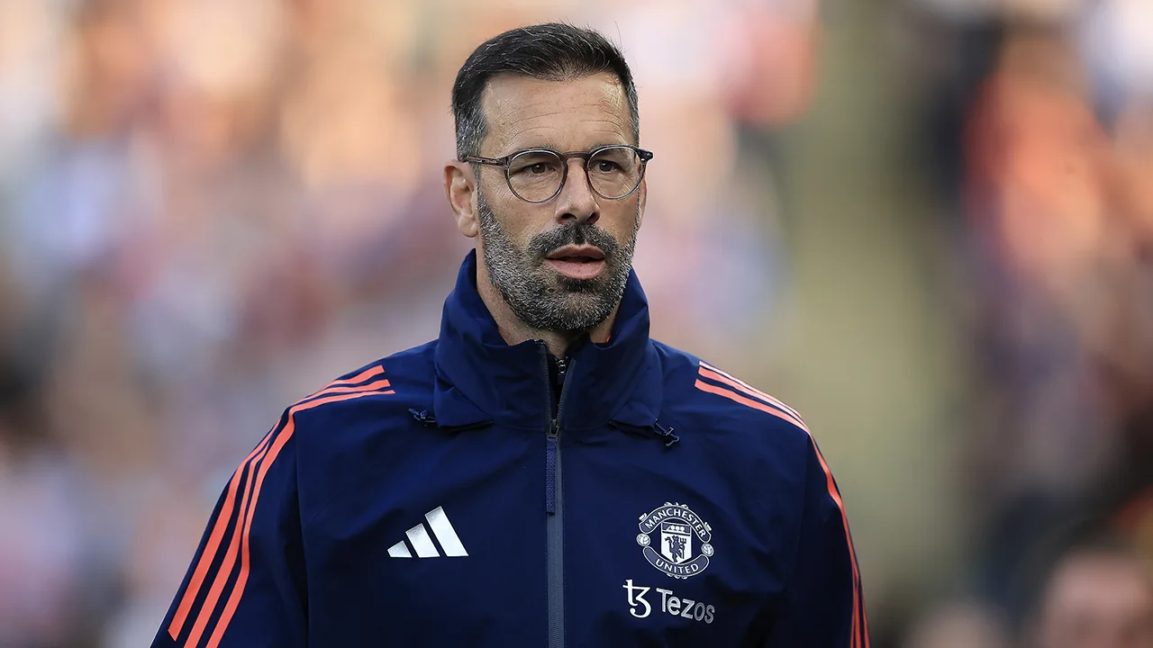 'Manchester United benadert Ruud van Nistelrooij na ontslag Rúben Amorim'