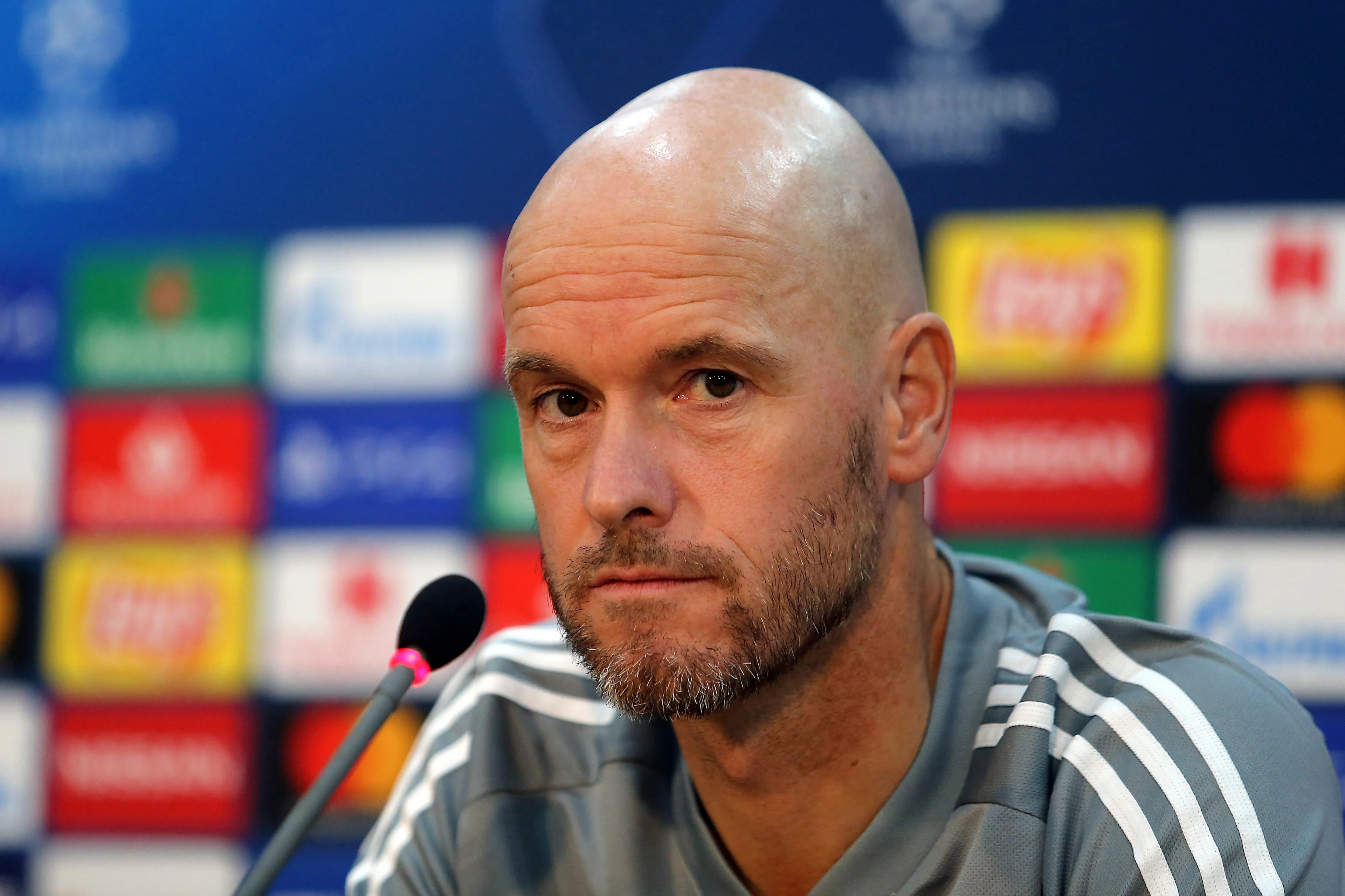 Ajax stapt naar KNVB