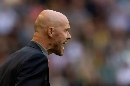 Oneerlijk of niet, Ajax moet al aan de bak