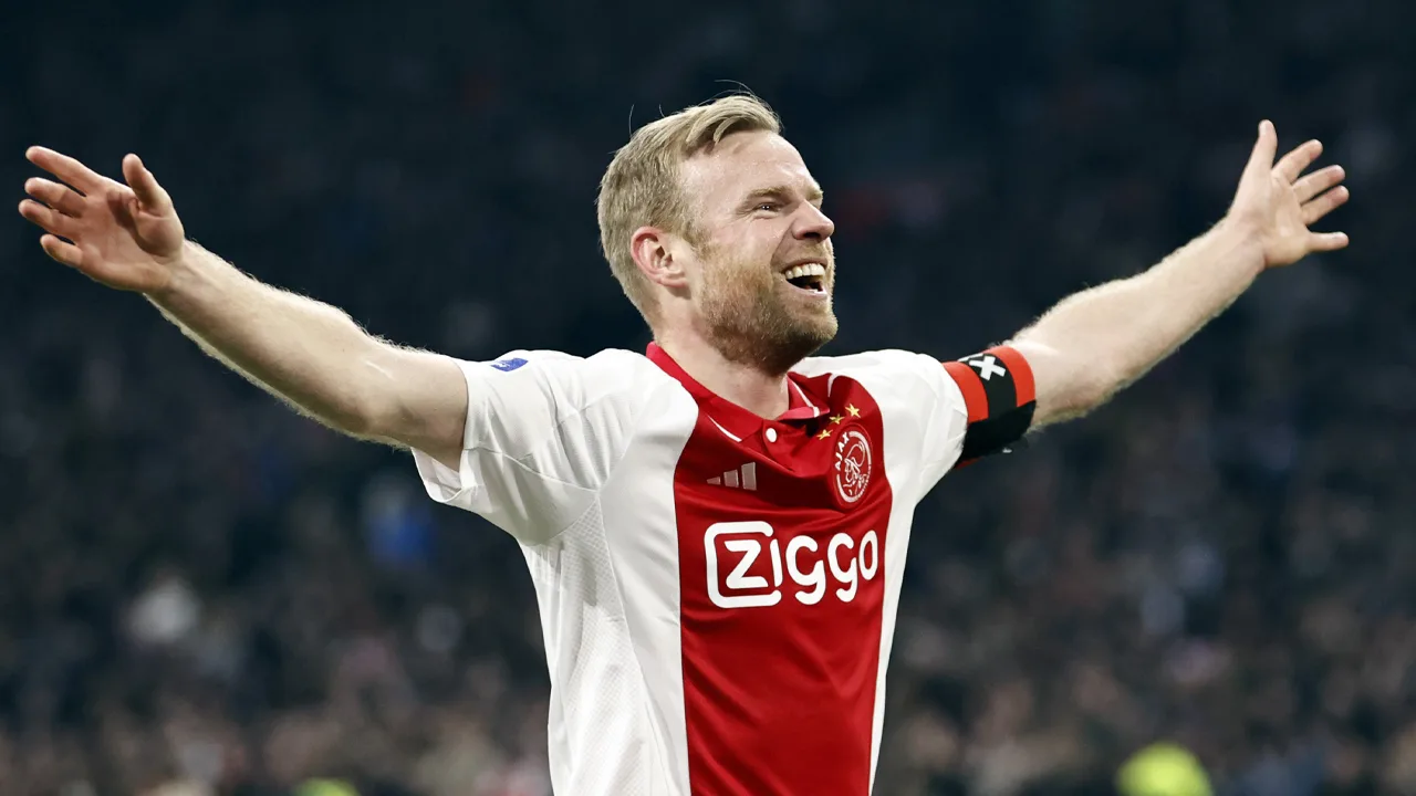Officieel: Davy Klaassen verlengt contract bij Ajax met twee jaar