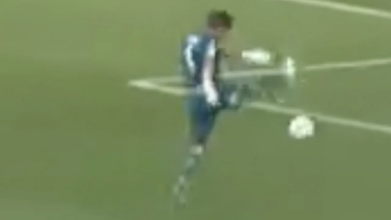 VIDEO: Comedy Capers bij keeper in openingswedstrijd Spanje