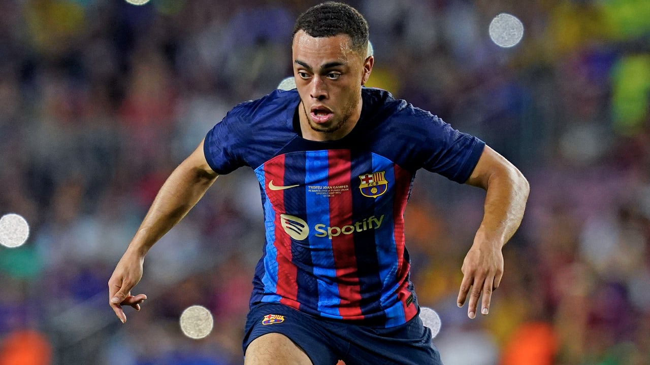 'Barcelona en Manchester United onderhandelen over transfer Dest'