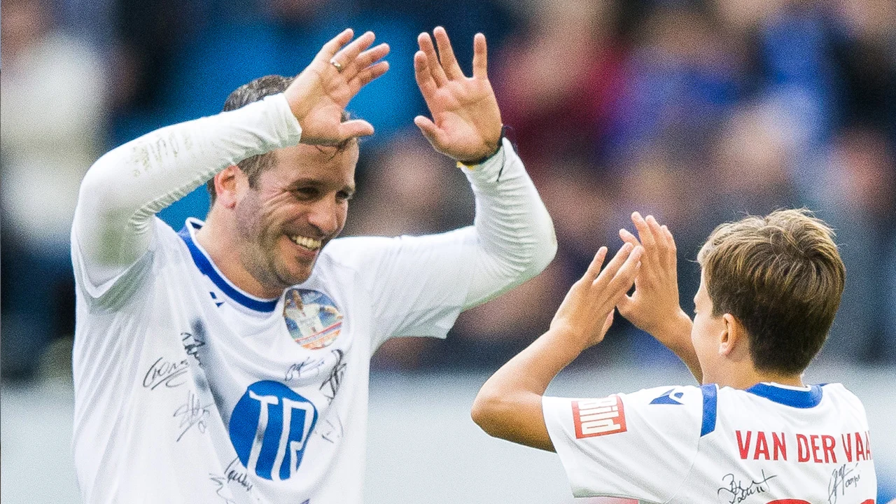 Damián van der Vaart treedt in voetsporen van vader Rafael en tekent eerste contract