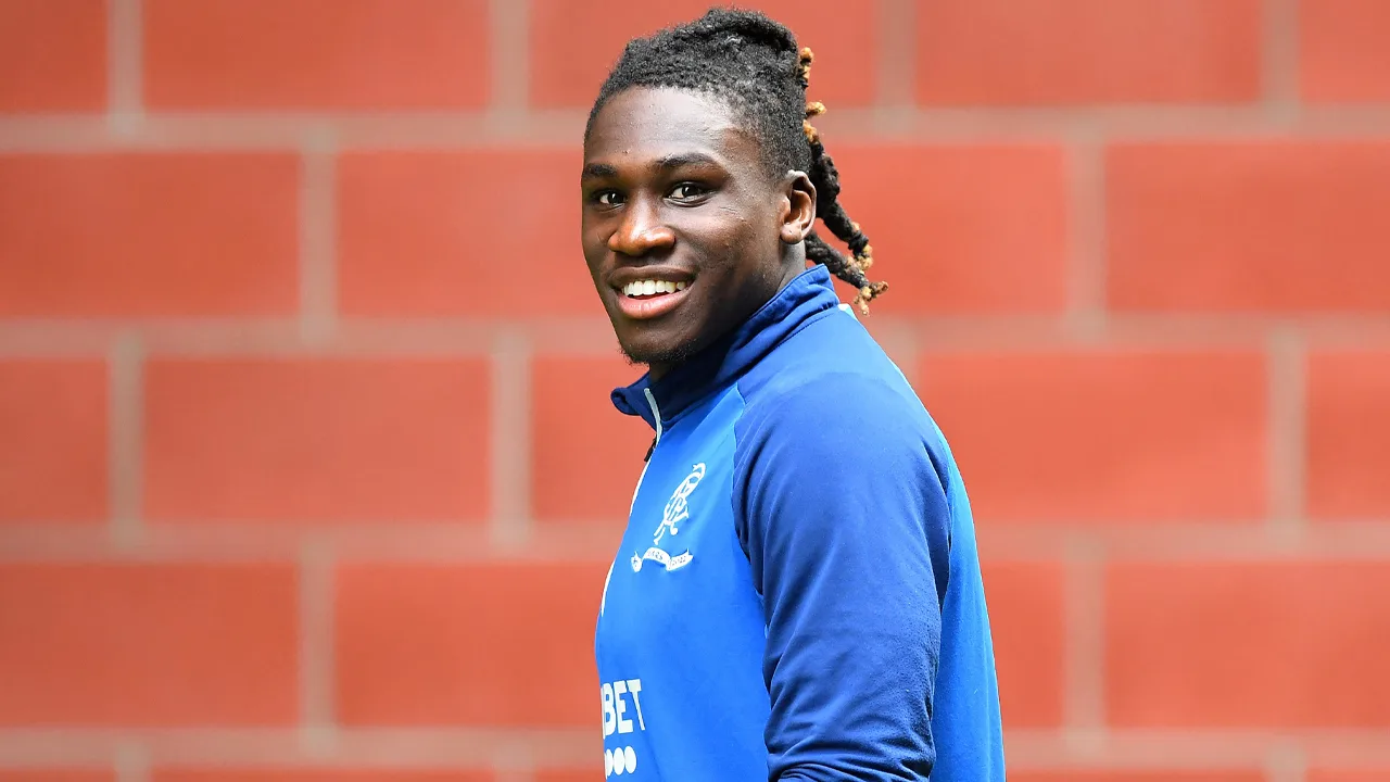 Waarom Ajax het aandurft om tientallen miljoenen neer te leggen voor Bassey