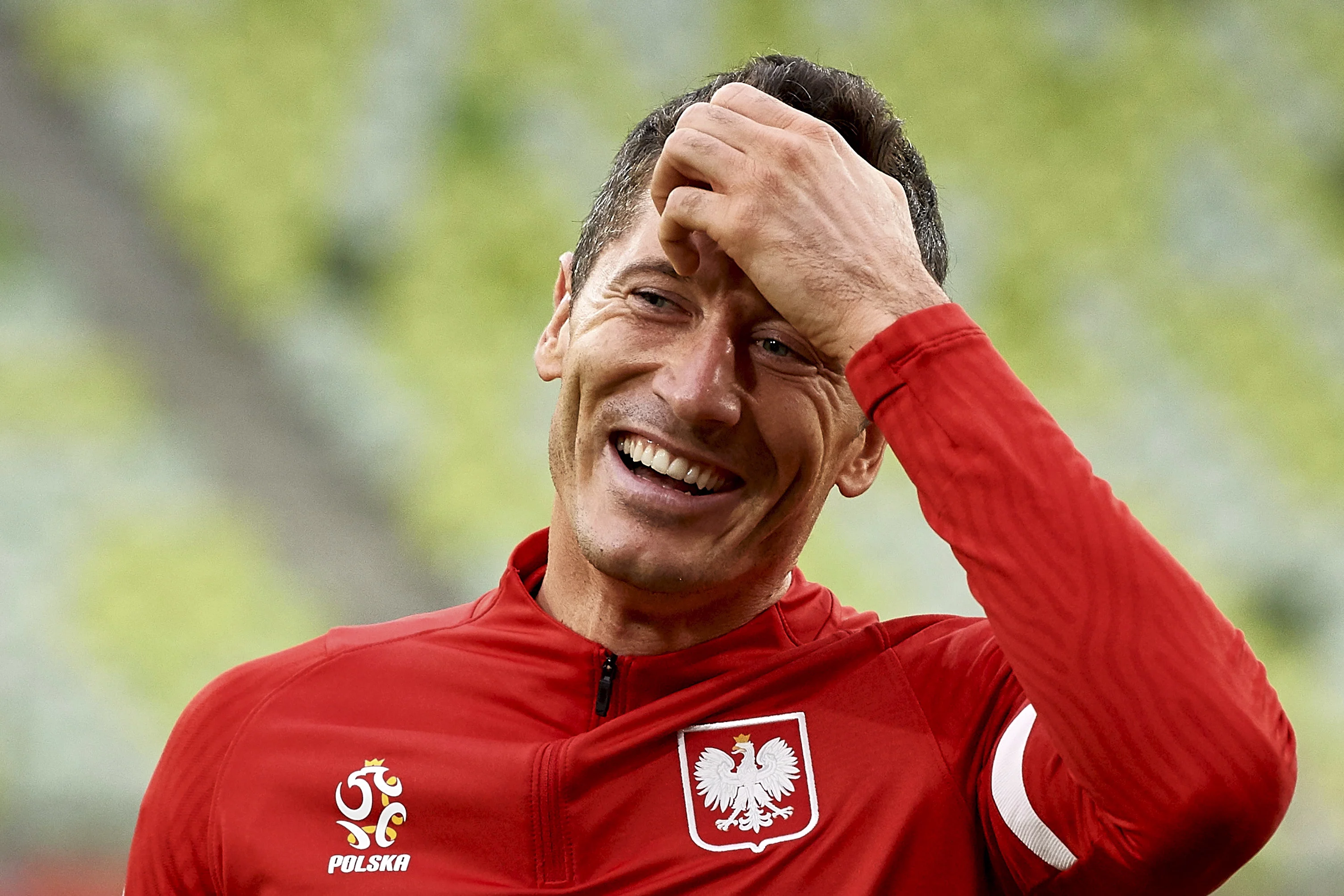 Lewandowski slaapt in bed vol prijzen