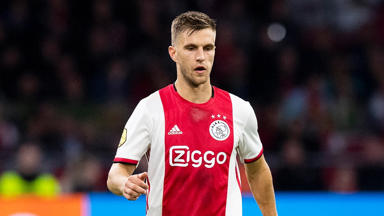 'Juventus zoekt rechtsback en komt uit in Eredivisie'