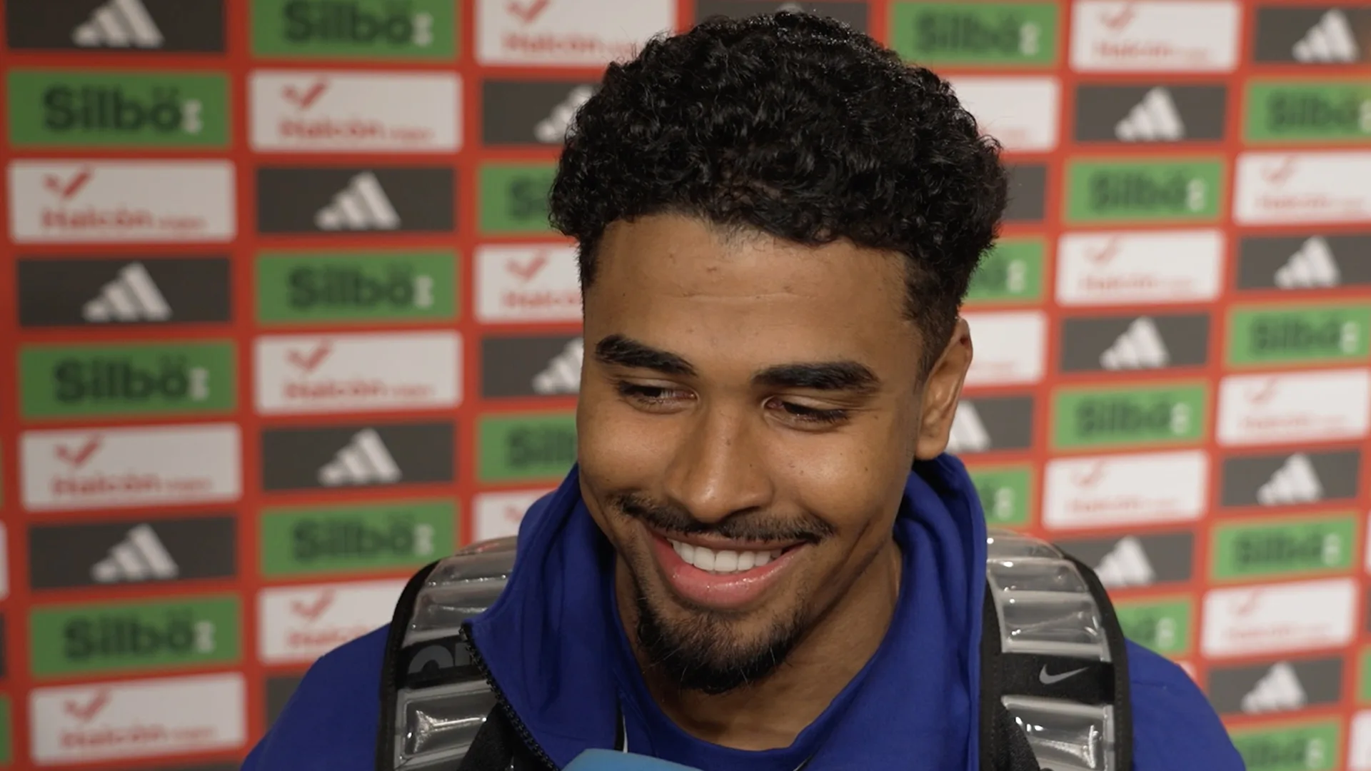 Ian Maatsen is Ronald Koeman dankbaar: 'Ik ga met een opgeheven hoofd naar huis'