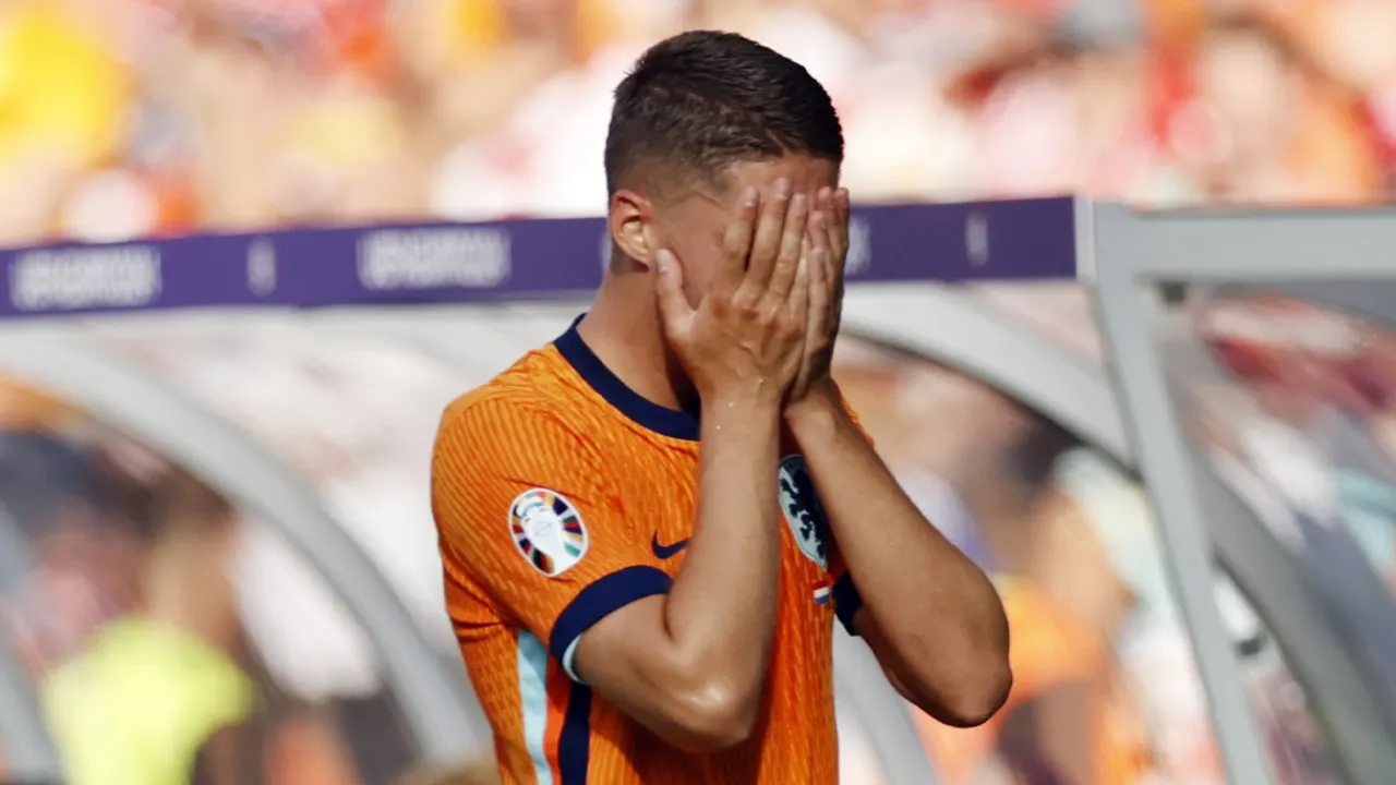 Oud-international onthult reactie van Joey Veerman op appje na vroege wissel tegen Oostenrijk