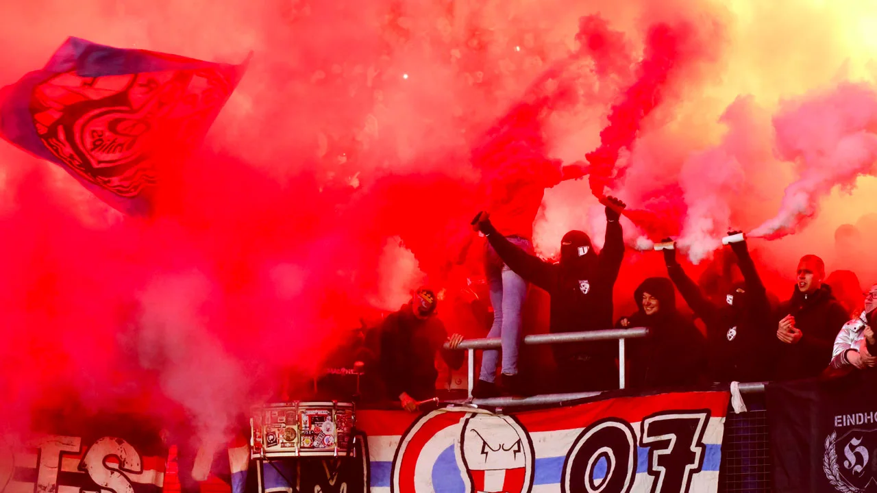 PSV krijgt straf van KNVB: eerste uitwedstrijd zonder fans