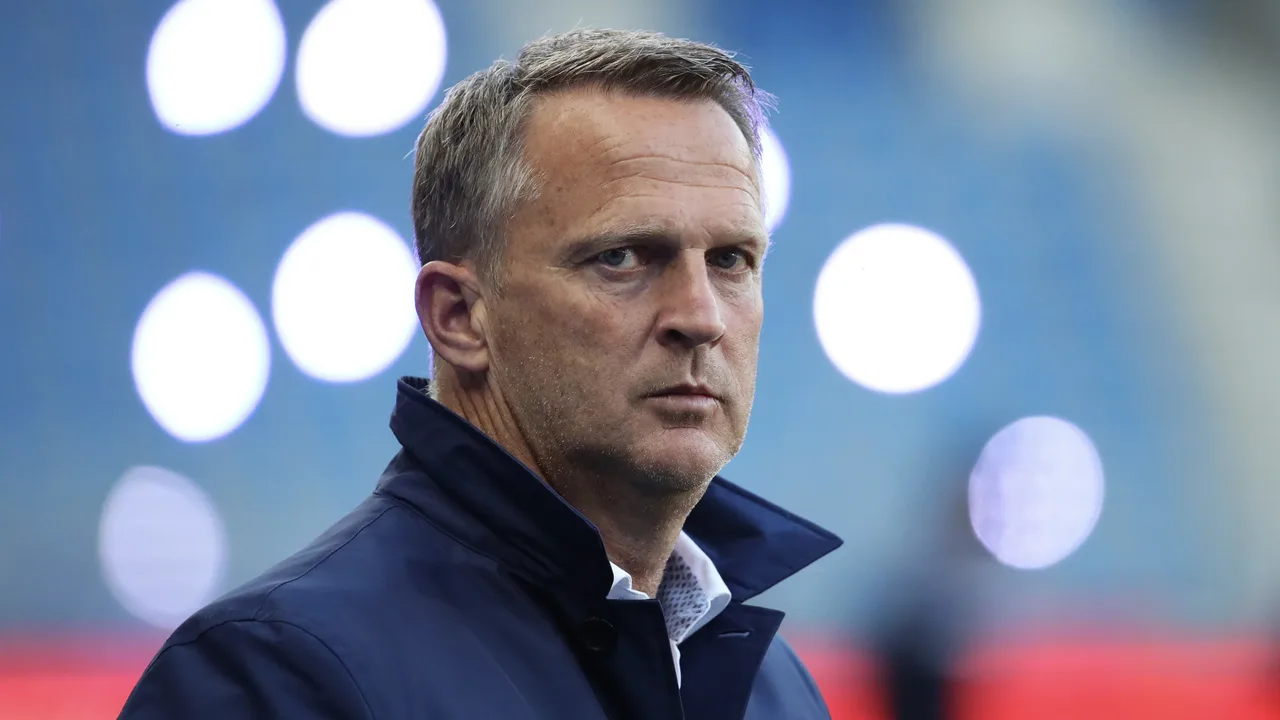 John van den Brom ontslagen als trainer van KRC Genk