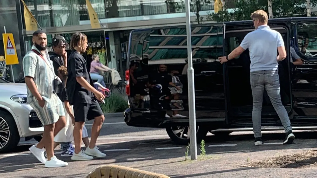 Oplettende fan spot beoogde PSV-aanwinst Xavi Simons in Eindhoven