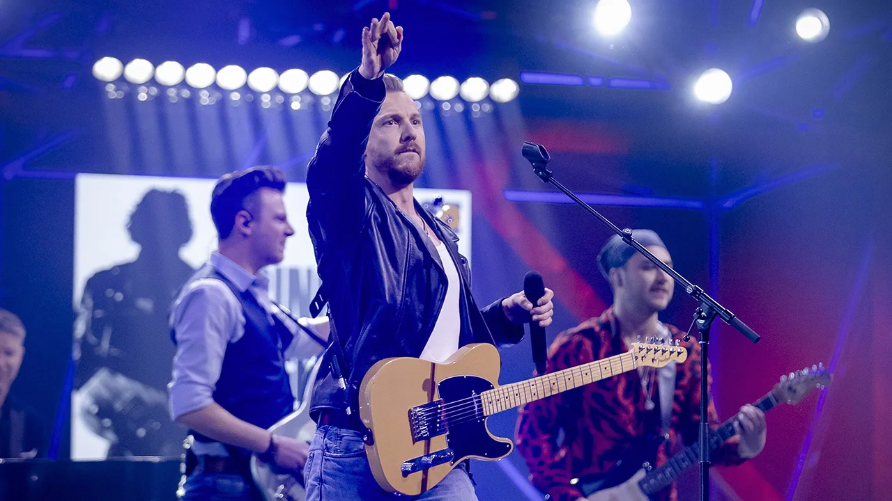 Brucified treedt vanavond op bij De Oranjezondag!