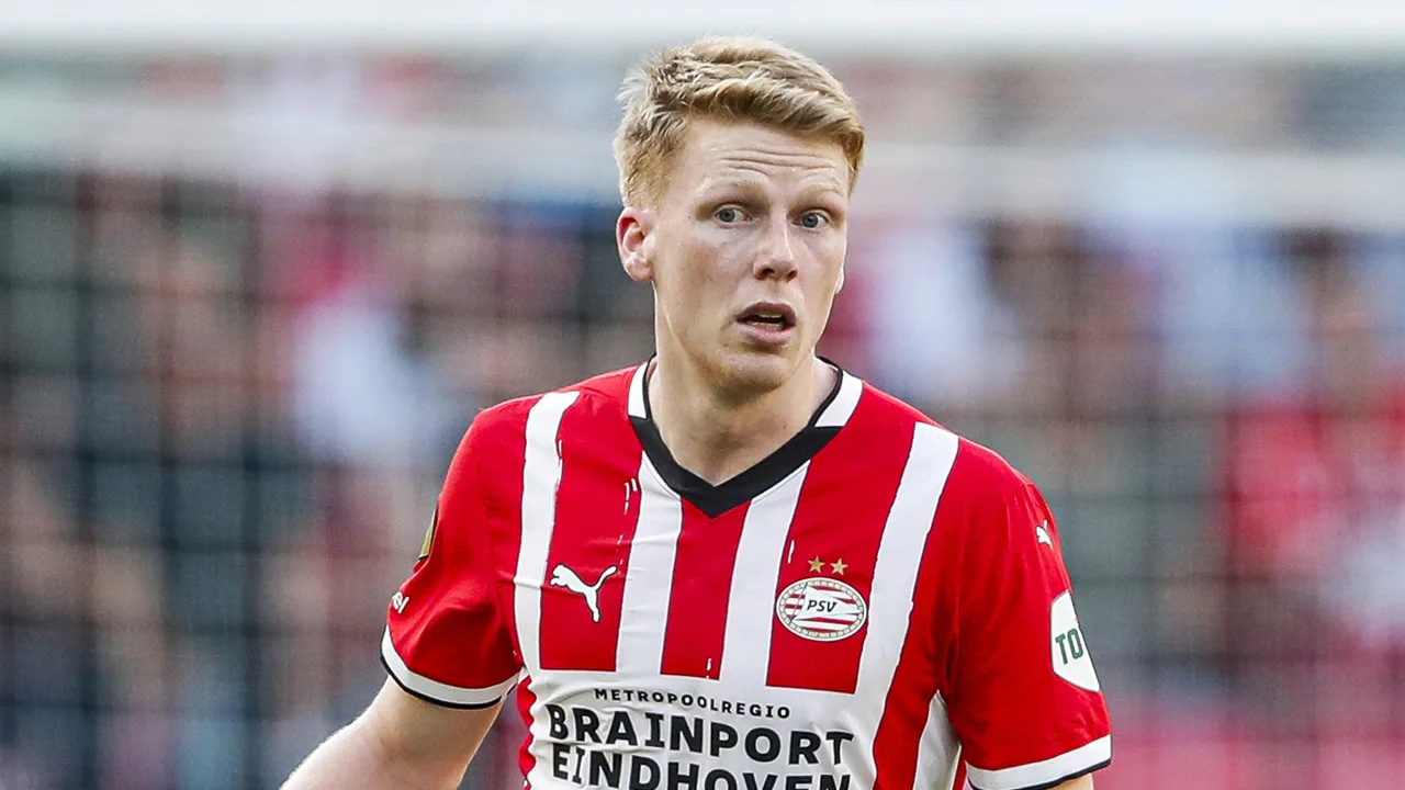 'Jerdy Schouten staat op de radar van FC Barcelona'