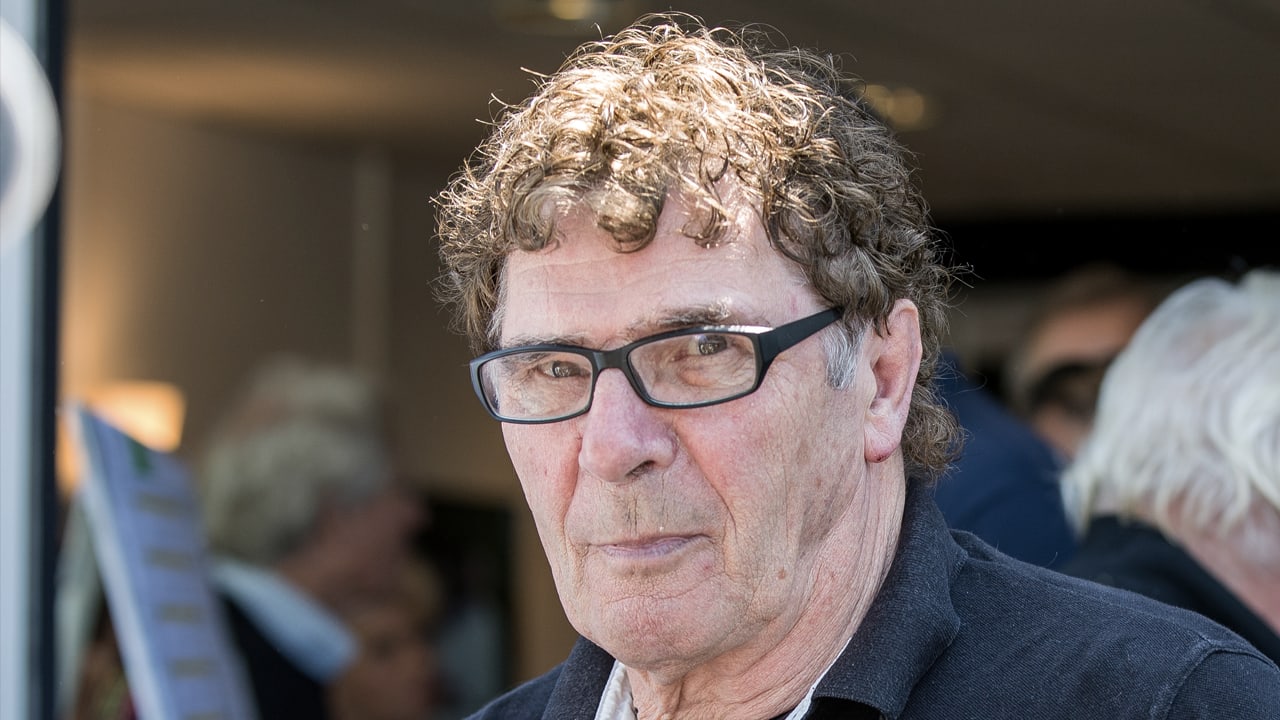 Van Hanegem vol onbegrip: 'Ik snap gewoon niet dat hij niet speelt'