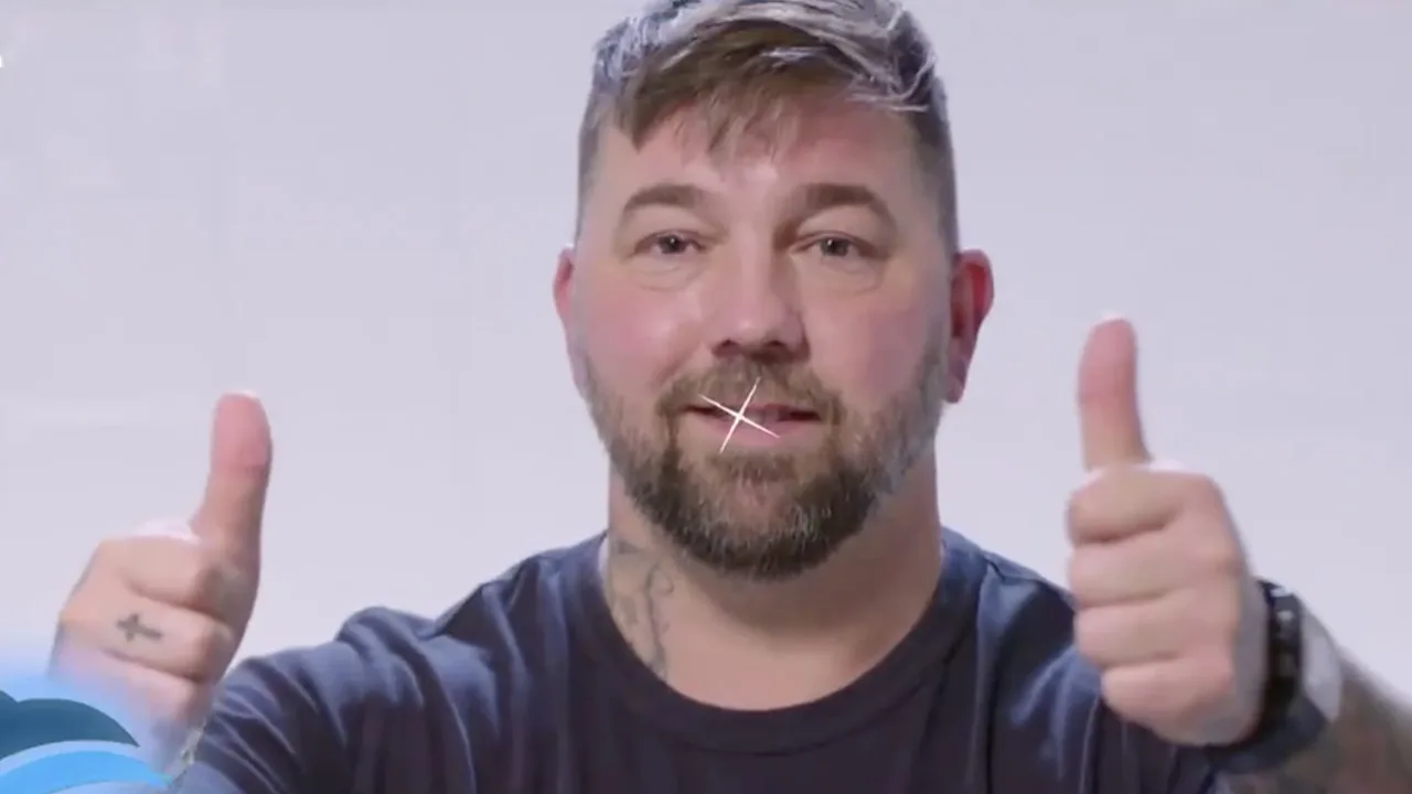 GOUD! Theo Janssen schittert in 'Tell Sell-promovideo' Vitesse