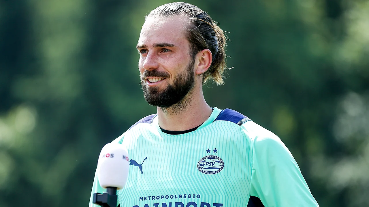 Gestopte Pröpper traint mee bij Eredivisieclub en overweegt terugkeer in betaald voetbal