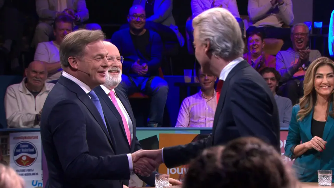Omtzigt en Wilders zorgen voor hilariteit tijdens debat: 'Volgens mij ga ik met jou samenwerken!'