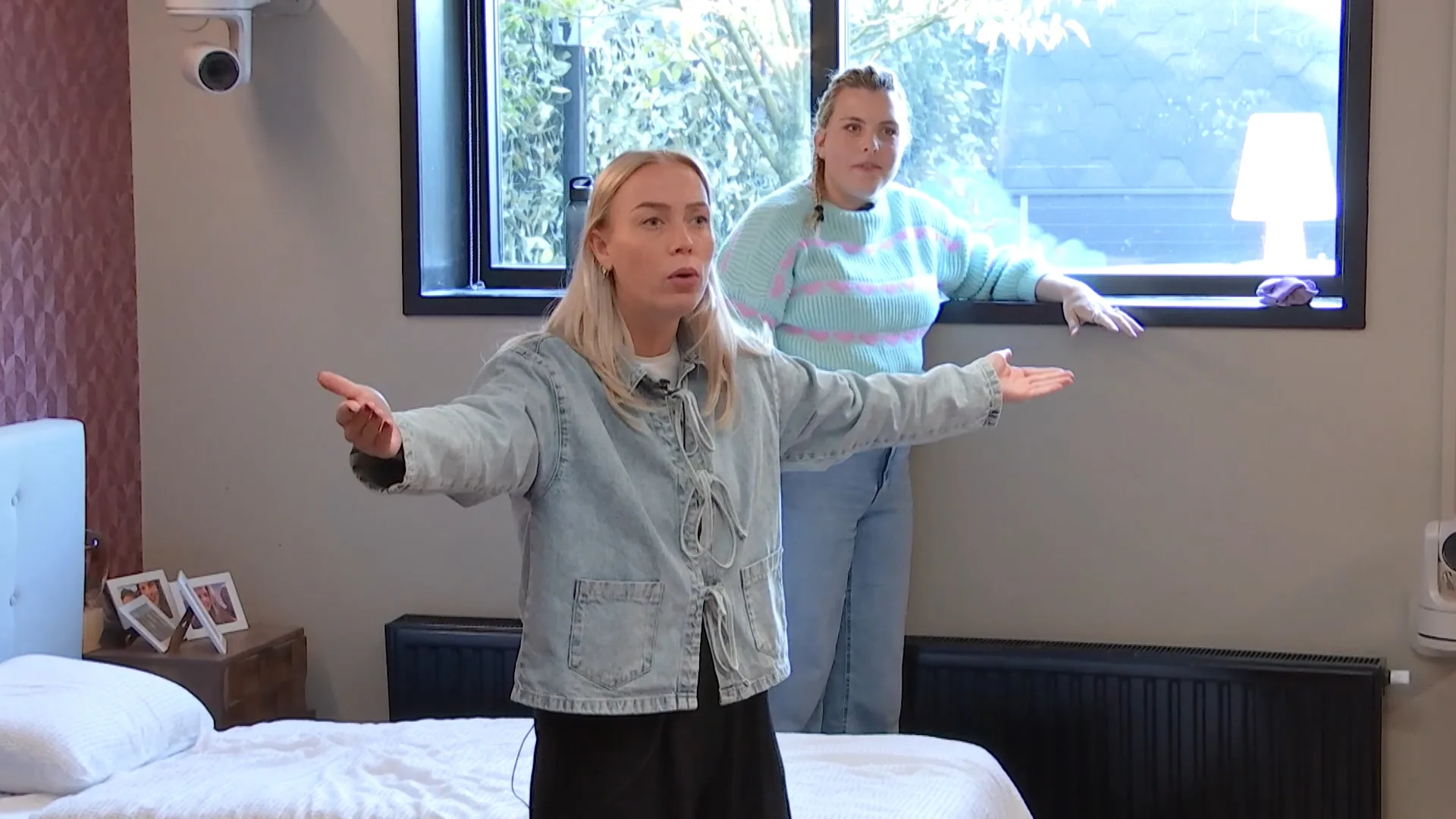 Het barst los tussen Fatima en Demi