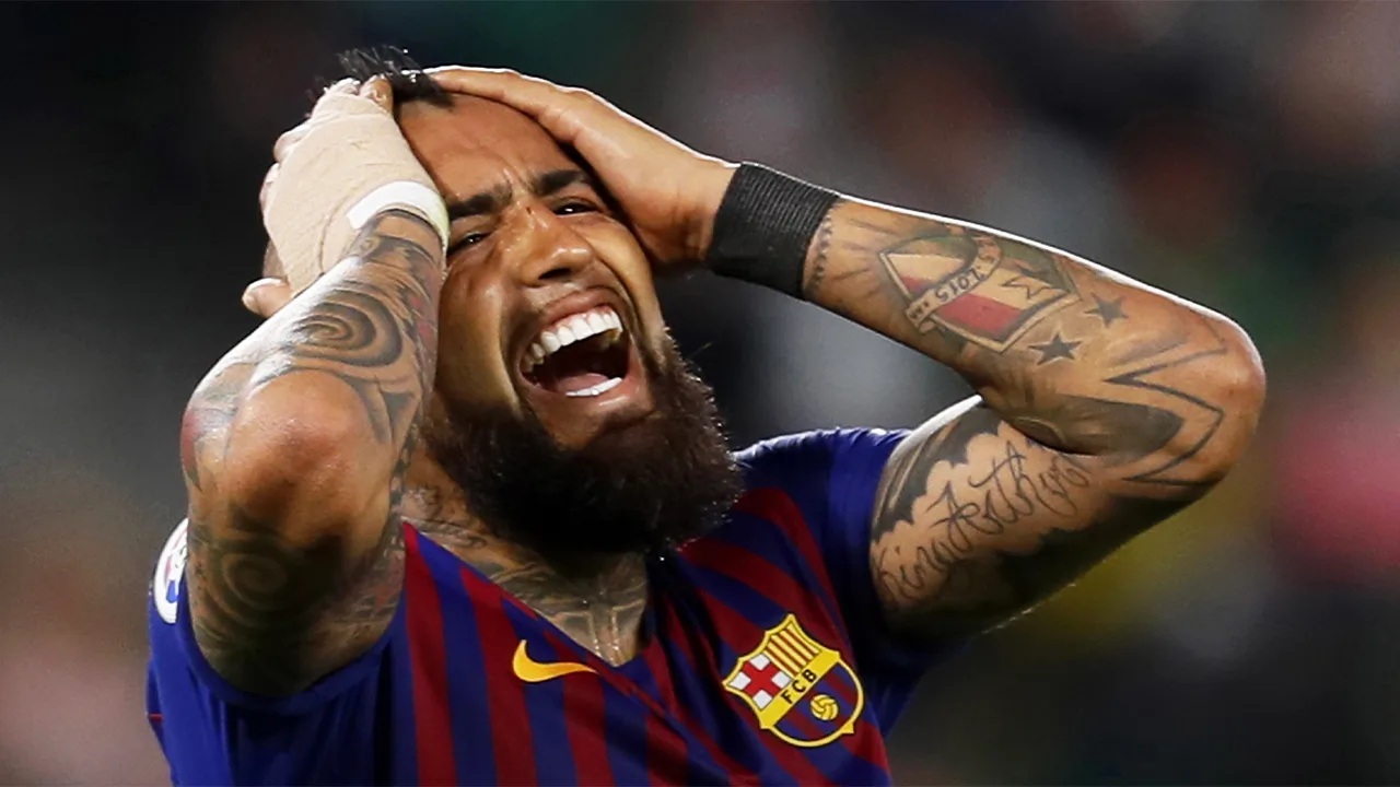 'Vidal klaagt FC Barcelona aan'