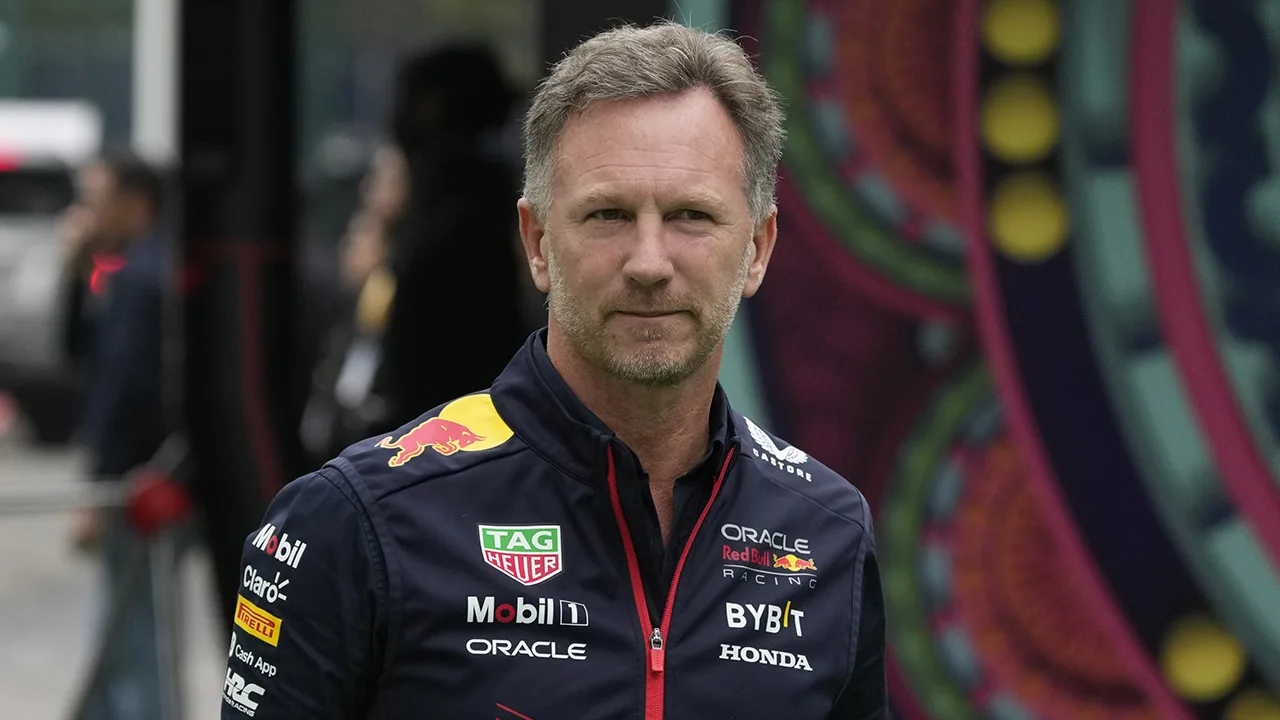 Horner reageert op geruchten over mogelijk vertrek Pérez bij Red Bull
