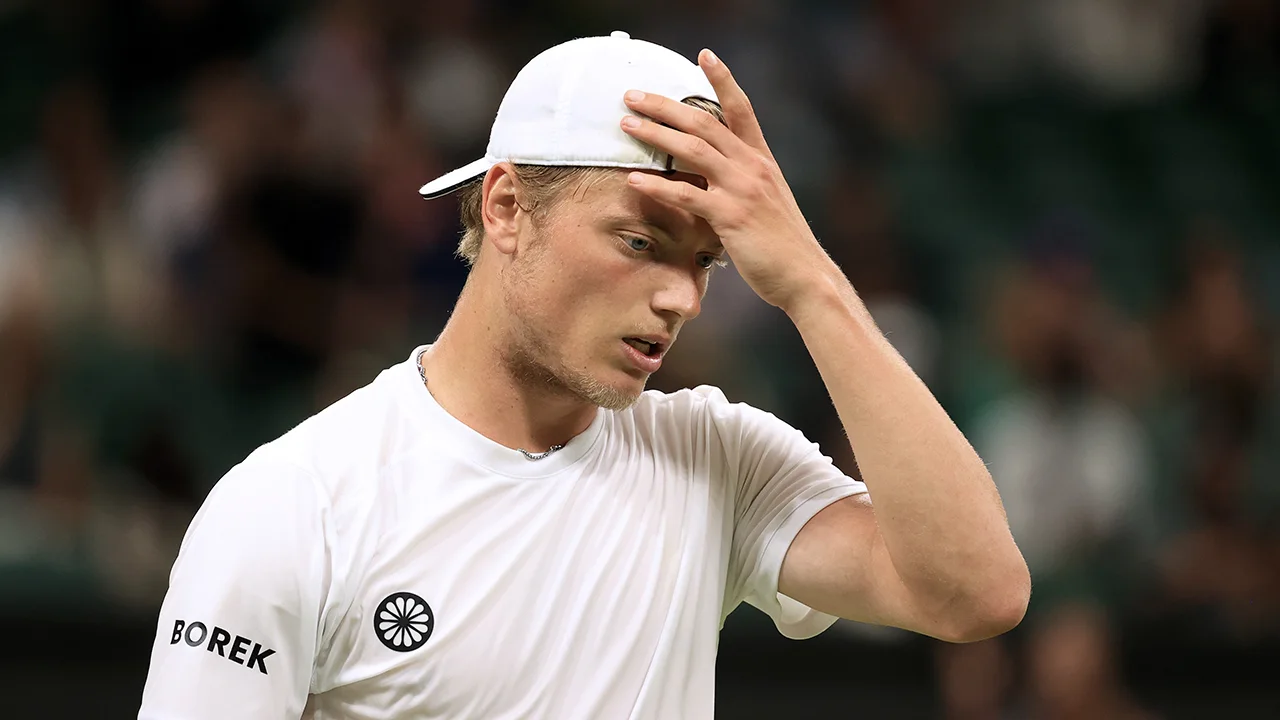 Van Rijthoven pakt set maar kan niet stunten tegen Djokovic