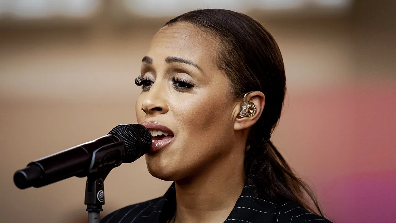 Glennis Grace stopt optreden door handtastelijke bezoeker met wandelstok