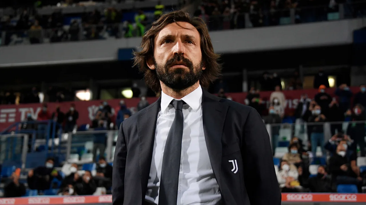 OFFICIEEL: Pirlo ontslagen als trainer van Juventus