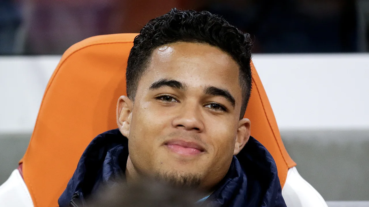 Kluivert vervangt Bergwijn bij Oranje