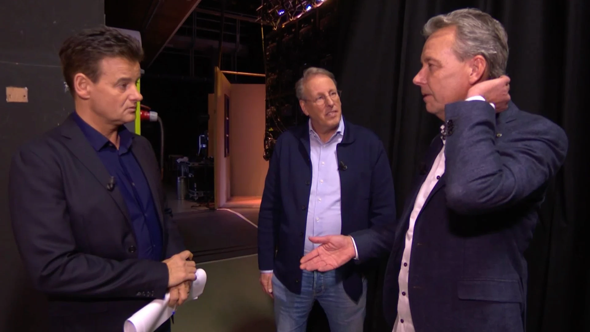 Valentijn en Chris over nieuwe aandeelhouders Vitesse: 'Wie wil dat nou nog kopen?!'