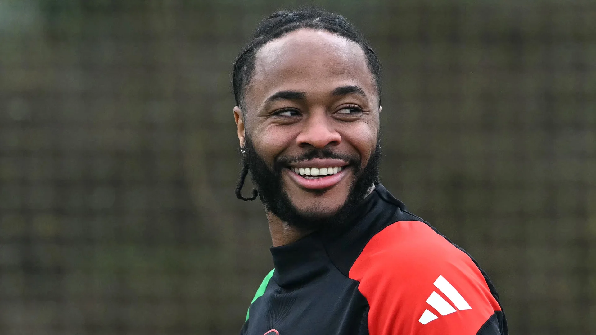 Feyenoord moet nog even wachten op debuut van nieuwkomer Sterling