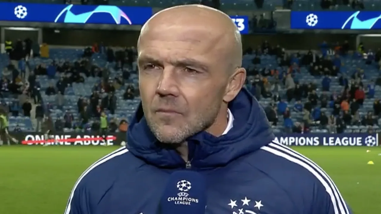 Alfred Schreuder legt uit waarom Daley Blind gepasseerd is bij Ajax