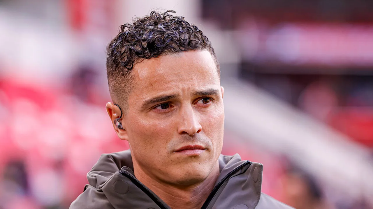 Ibrahim Afellay nieuwe assistent-trainer van Peter Bosz bij PSV