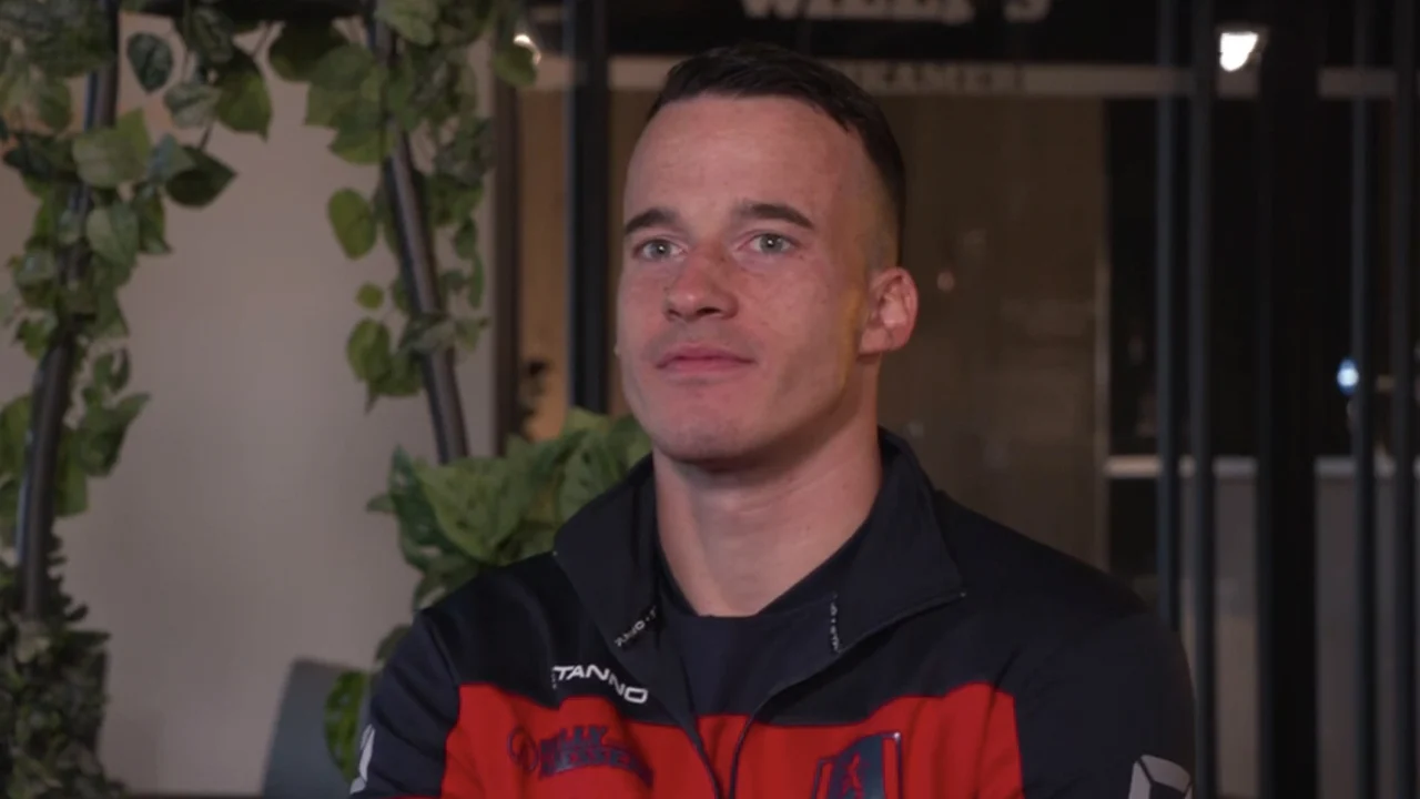 Vaessen geraakt door mooie woorden van collega-voetballers: ‘Ik hou van je, broer!’