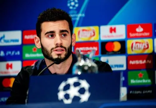 PSV met Pereiro en zonder Afellay naar Basel