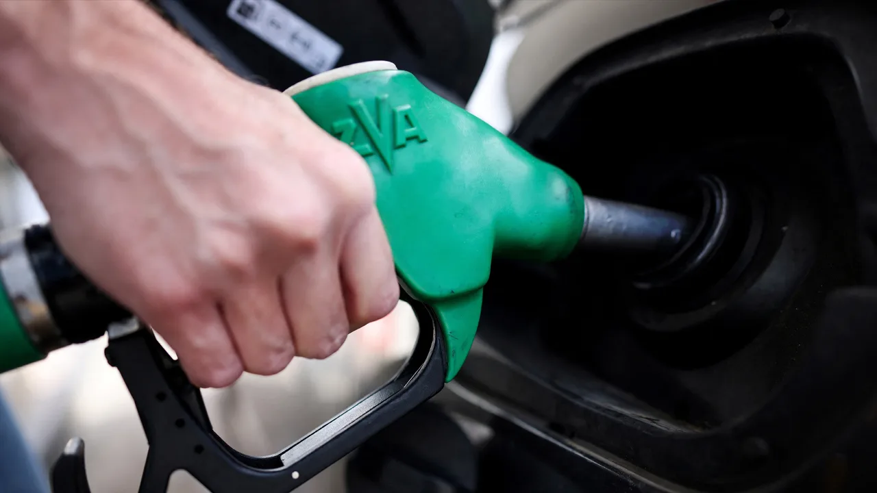 Benzineprijs stijgt met bijna 2 cent en nadert recordhoogte