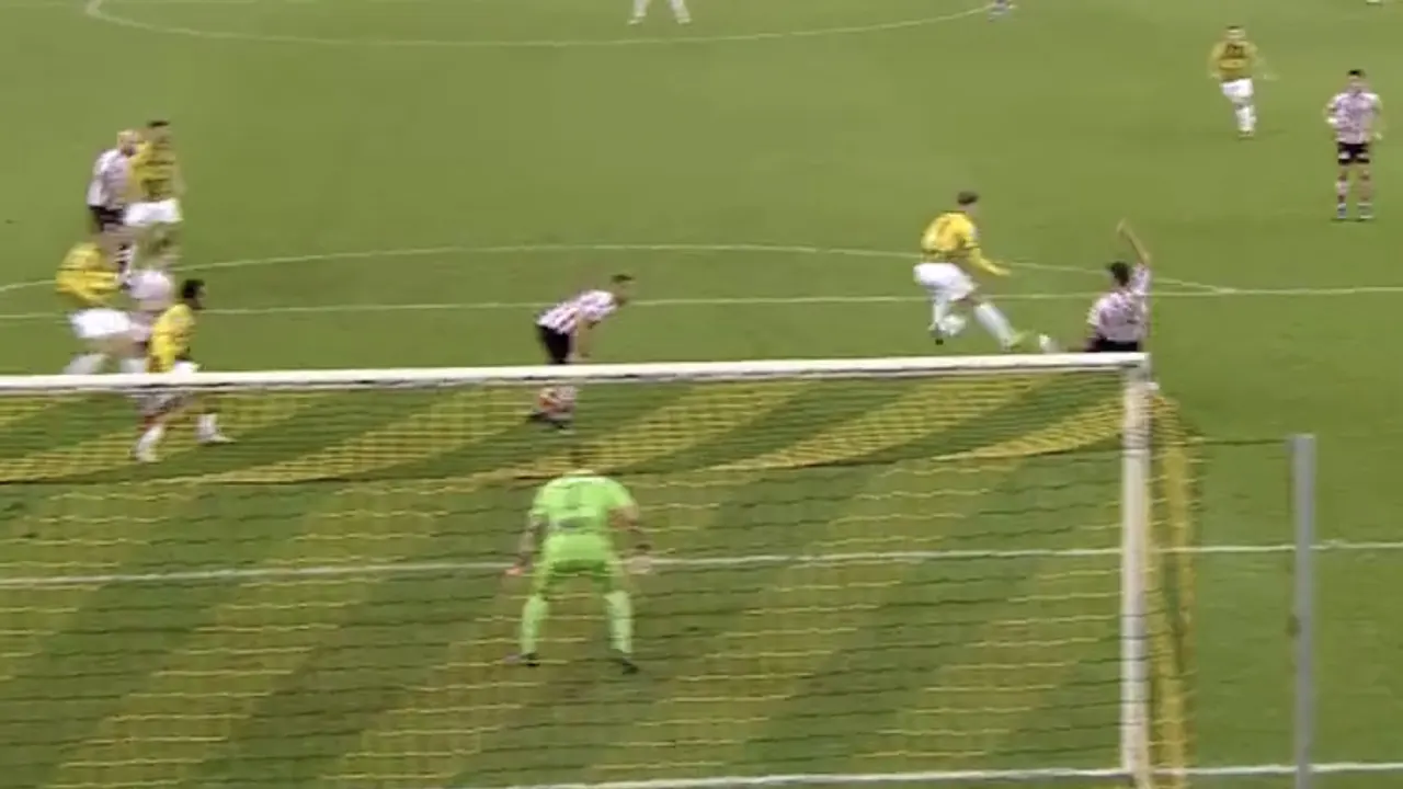 ZIEN: Absolute wereldgoal bij Vitesse - Sparta! 