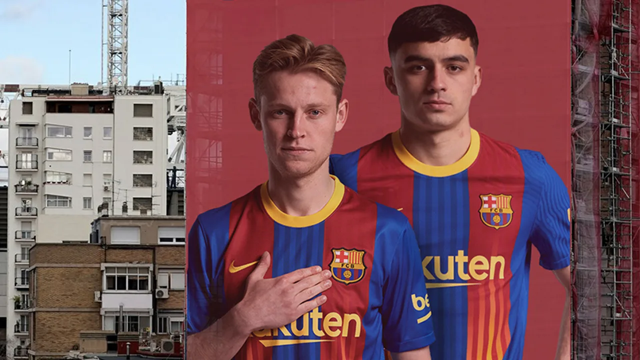 Barcelona zet Real op scherp met levensgrote De Jong in Madrid
